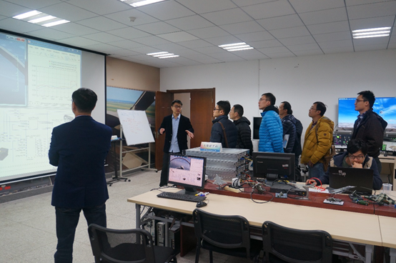 智匯藍(lán)天科創(chuàng)孵化中心企業(yè)導(dǎo)師走進(jìn)校園，共探實(shí)驗(yàn)室創(chuàng)新成果與孵化新路徑